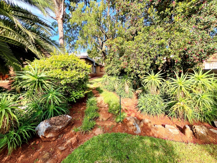 4 Bedroom Property for Sale in Wierda Park Gauteng