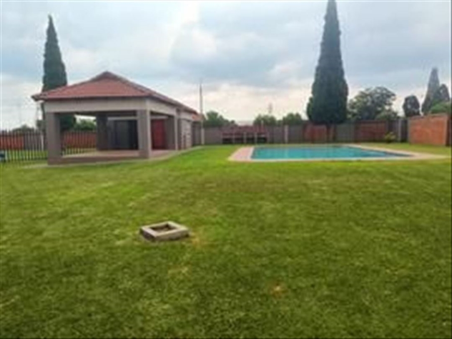 2 Bedroom Property for Sale in Van Dyk Park Gauteng