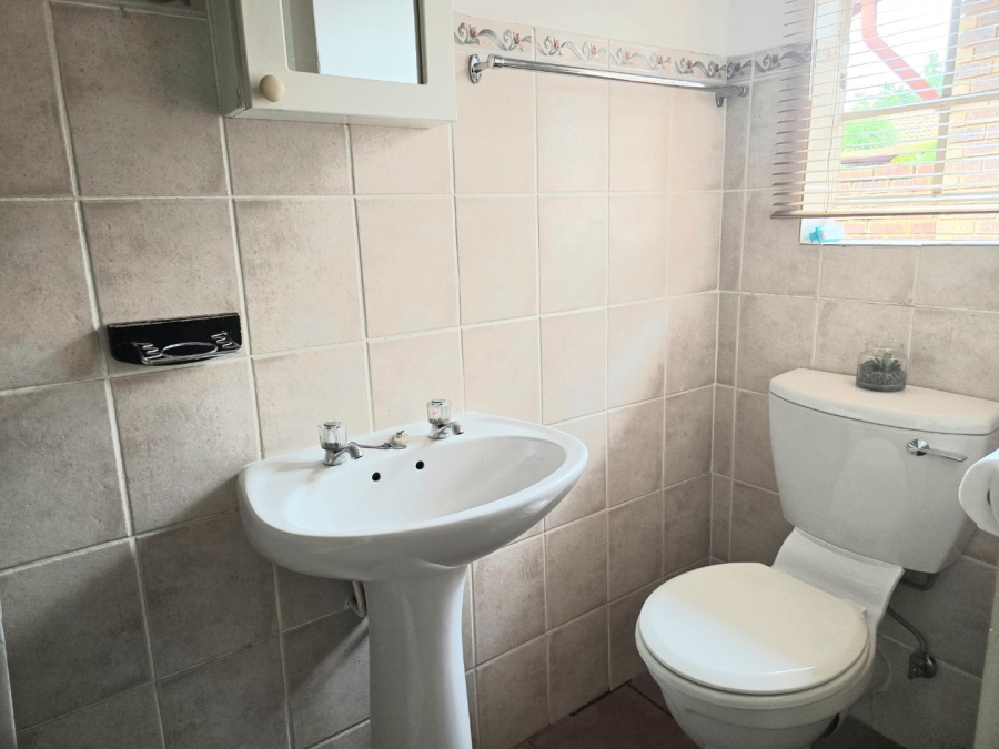 2 Bedroom Property for Sale in Meyerspark Gauteng