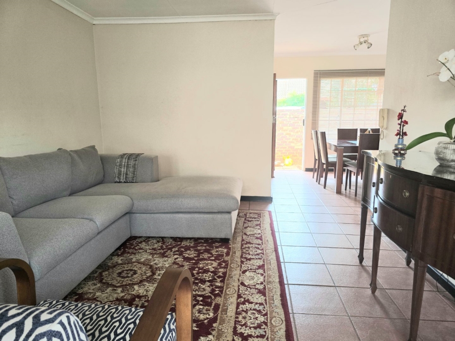 2 Bedroom Property for Sale in Meyerspark Gauteng