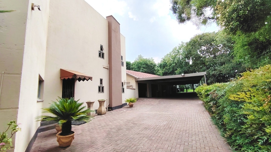 4 Bedroom Property for Sale in Vanderbijlpark SW 5 Gauteng