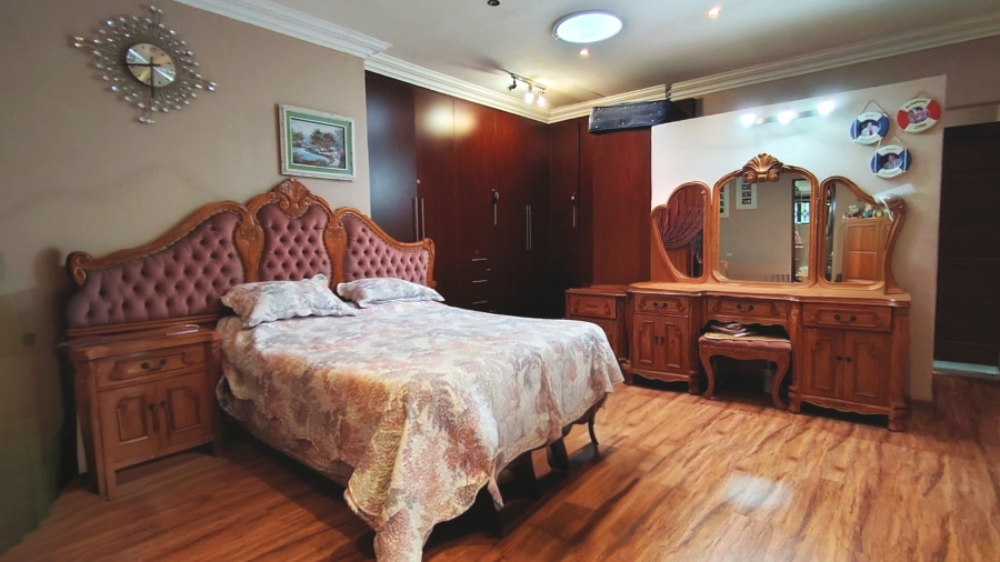 4 Bedroom Property for Sale in Vanderbijlpark SW 5 Gauteng