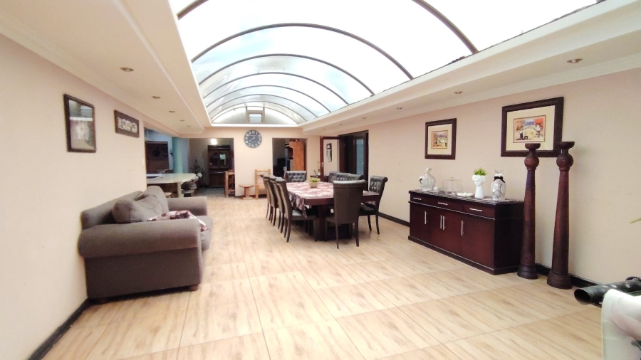 4 Bedroom Property for Sale in Vanderbijlpark SW 5 Gauteng