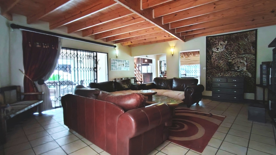 4 Bedroom Property for Sale in Vanderbijlpark SW 5 Gauteng