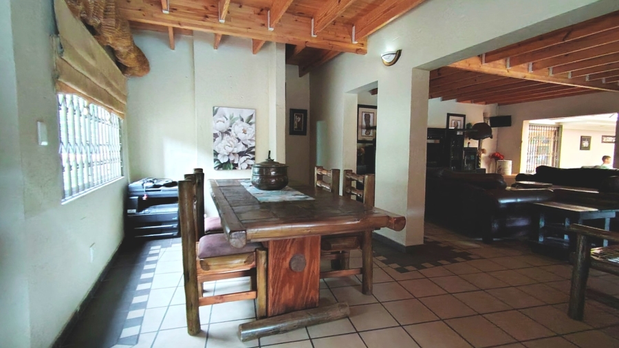 4 Bedroom Property for Sale in Vanderbijlpark SW 5 Gauteng