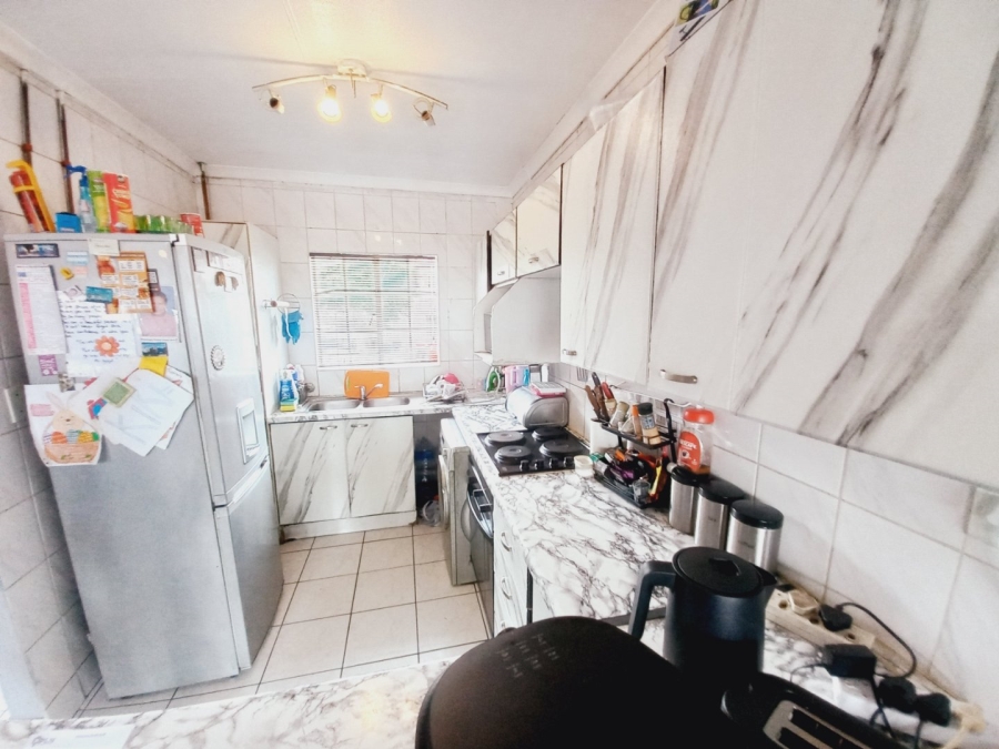 2 Bedroom Property for Sale in Eden Glen Gauteng