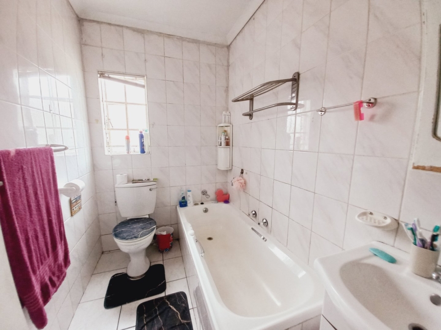 2 Bedroom Property for Sale in Eden Glen Gauteng