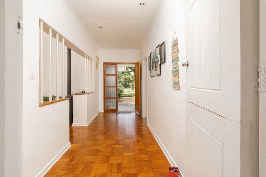 5 Bedroom Property for Sale in Florida Hills Gauteng