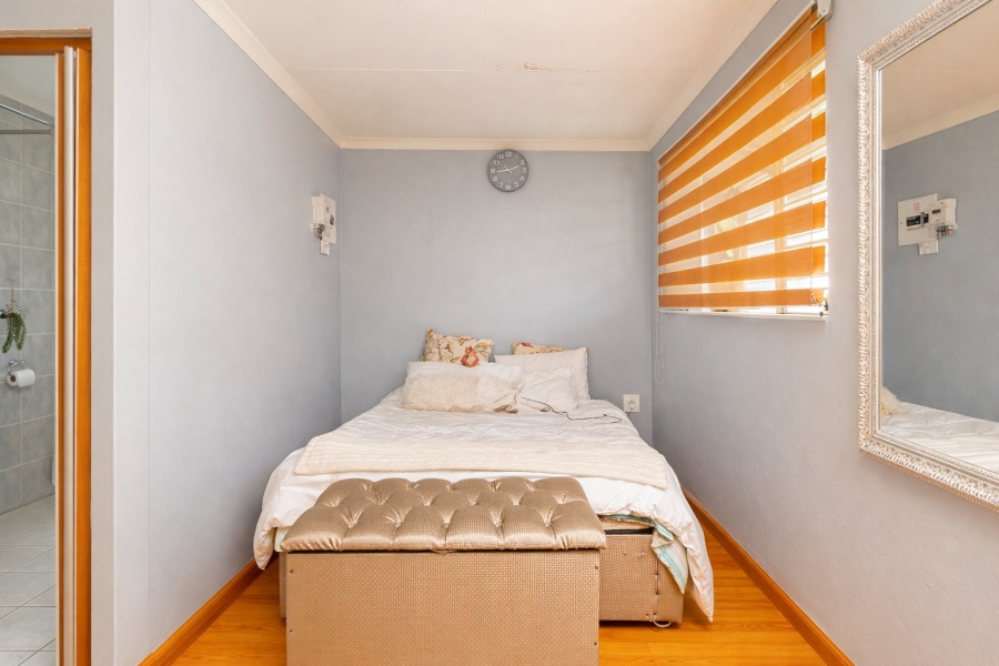 5 Bedroom Property for Sale in Florida Hills Gauteng