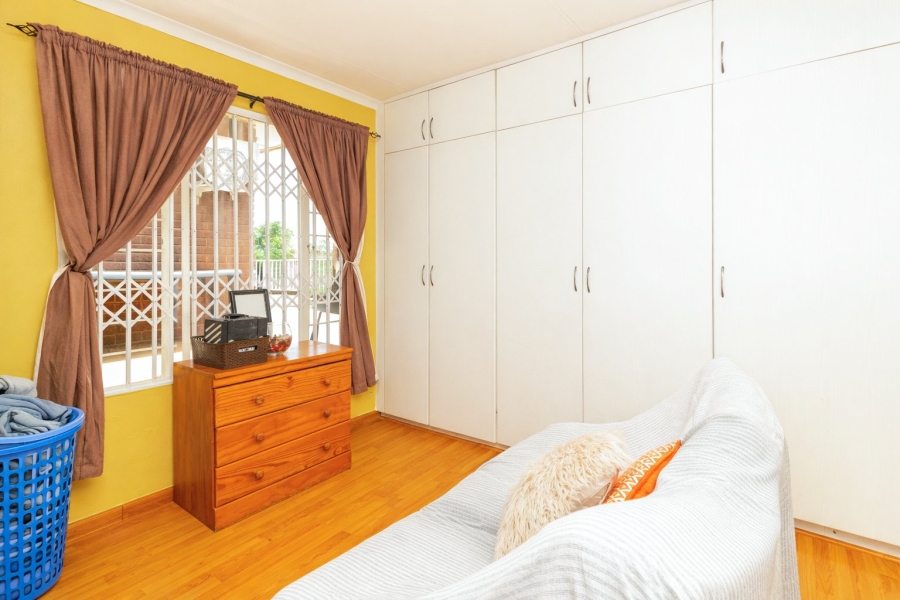 5 Bedroom Property for Sale in Florida Hills Gauteng