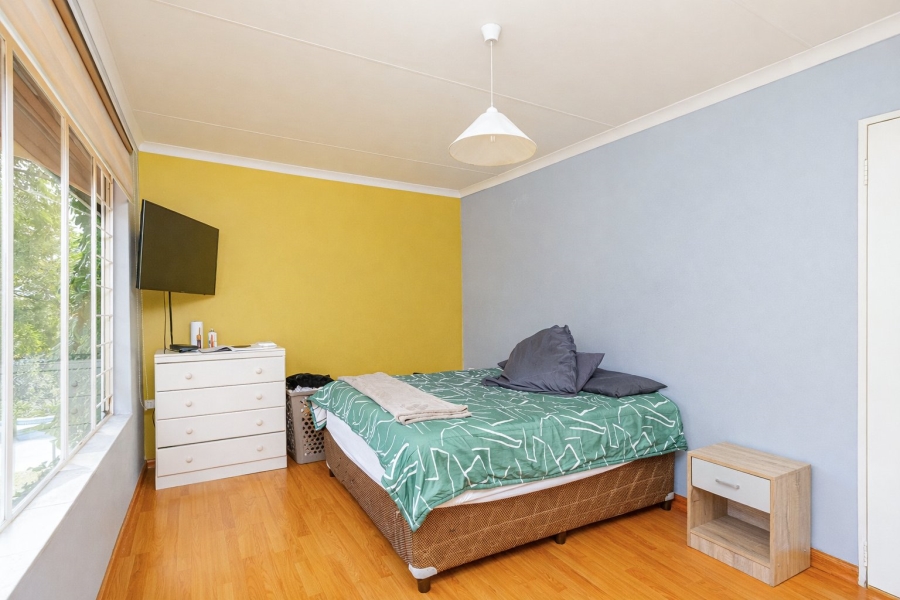 5 Bedroom Property for Sale in Florida Hills Gauteng