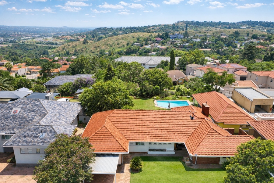 5 Bedroom Property for Sale in Florida Hills Gauteng