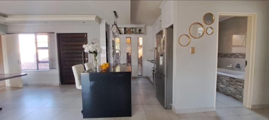 3 Bedroom Property for Sale in Southdowns Estate Gauteng
