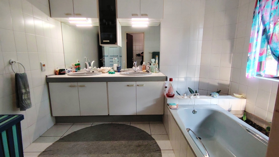 3 Bedroom Property for Sale in Vanderbijlpark SE 3 Gauteng