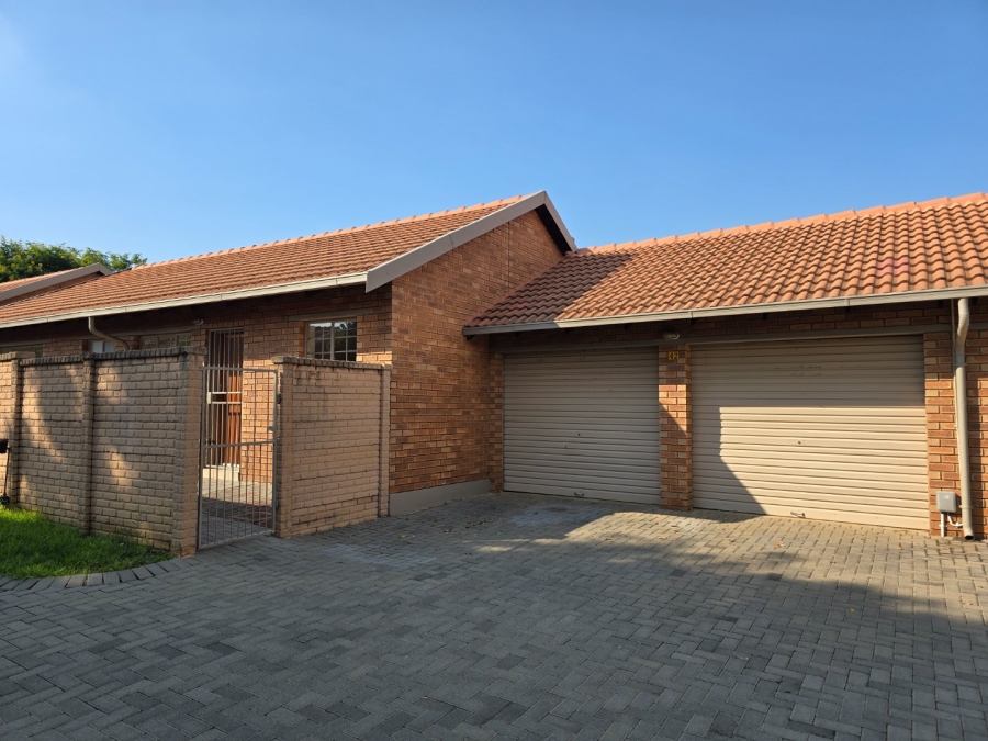 3 Bedroom Property for Sale in Willow Park Manor Gauteng