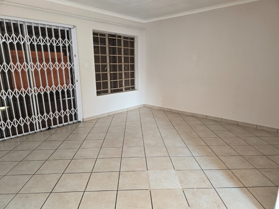 3 Bedroom Property for Sale in Willow Park Manor Gauteng