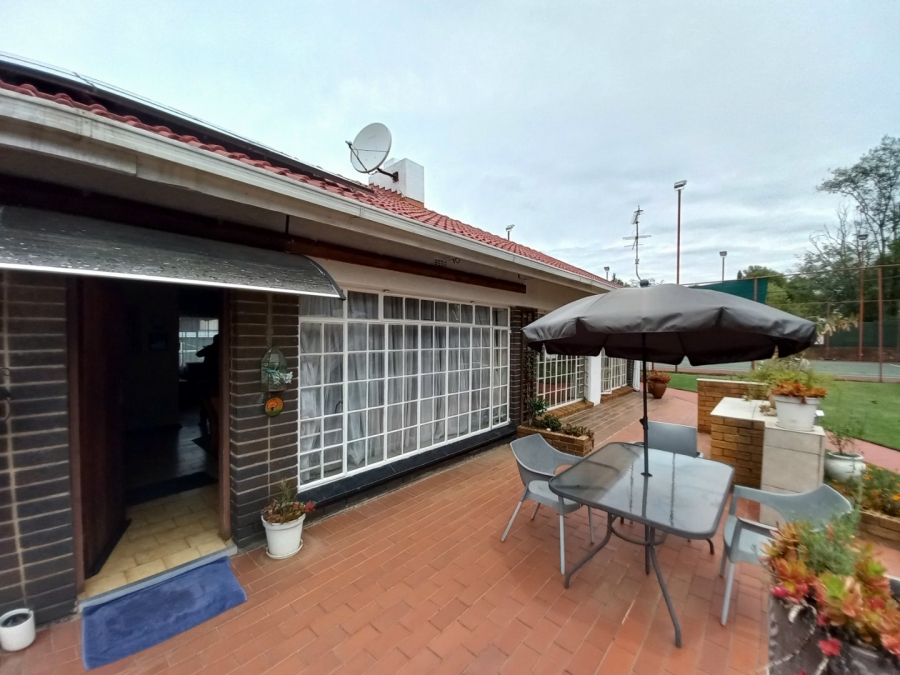 3 Bedroom Property for Sale in Eastleigh Ridge Gauteng