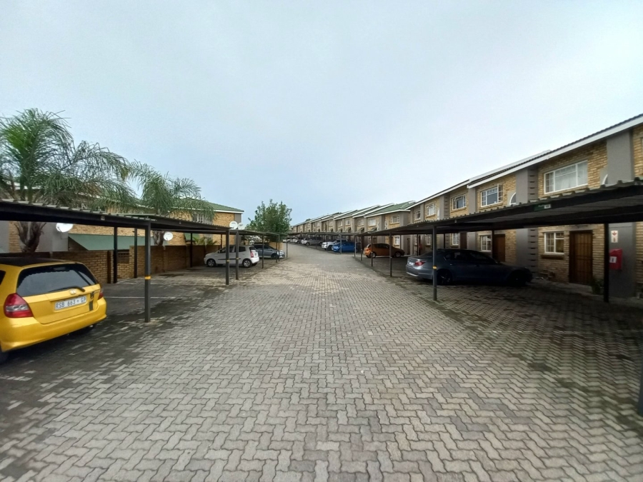 2 Bedroom Property for Sale in Primrose Hill Gauteng