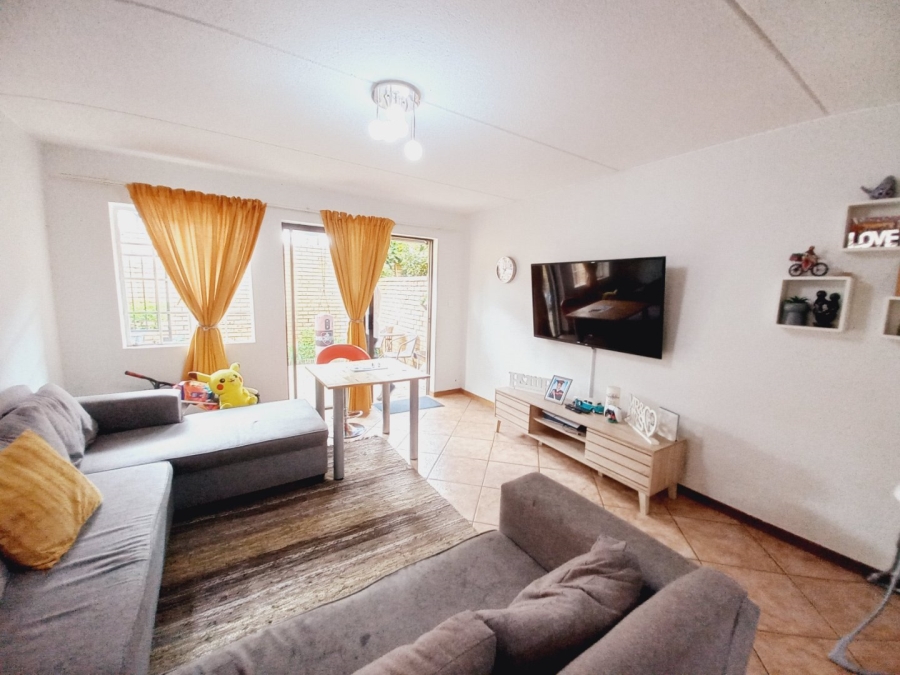 2 Bedroom Property for Sale in Primrose Hill Gauteng