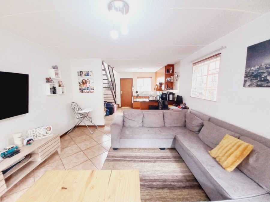 2 Bedroom Property for Sale in Primrose Hill Gauteng