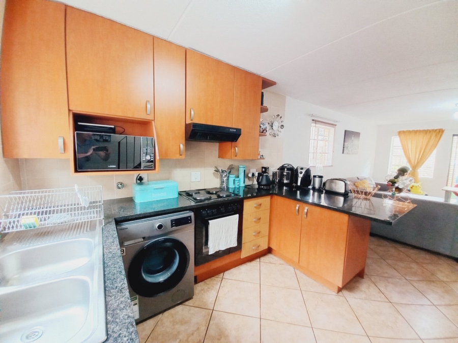 2 Bedroom Property for Sale in Primrose Hill Gauteng