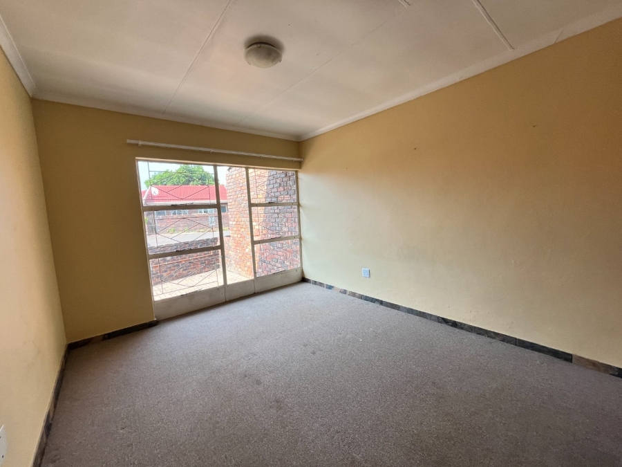  Bedroom Property for Sale in Three Rivers Gauteng