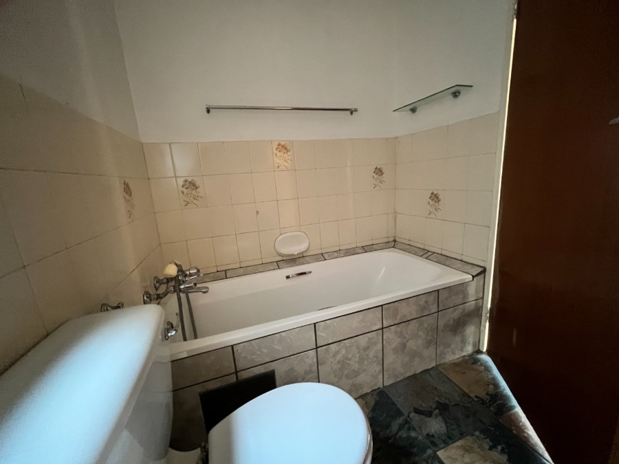  Bedroom Property for Sale in Three Rivers Gauteng