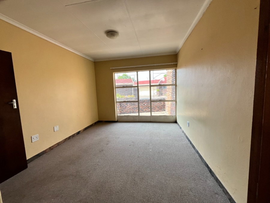  Bedroom Property for Sale in Three Rivers Gauteng