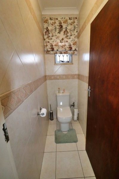  Bedroom Property for Sale in Sunnyridge Gauteng