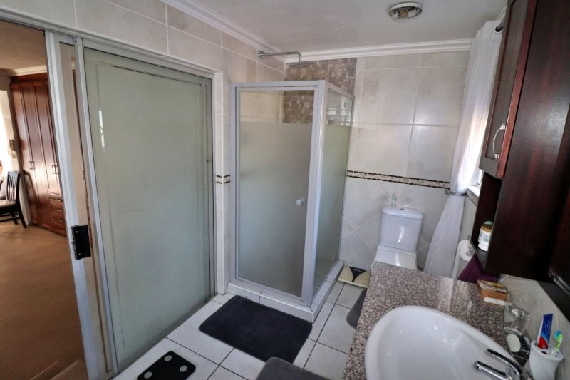 Bedroom Property for Sale in Sunnyridge Gauteng