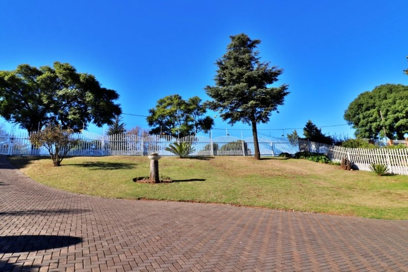  Bedroom Property for Sale in Sunnyridge Gauteng