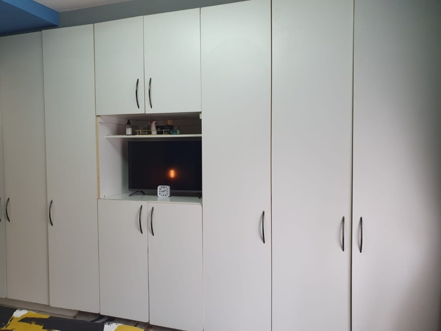 To Let 3 Bedroom Property for Rent in Buurendal Gauteng