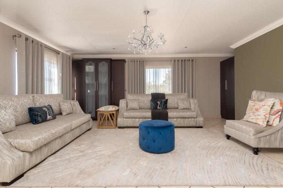 To Let 4 Bedroom Property for Rent in Meyersdal Gauteng