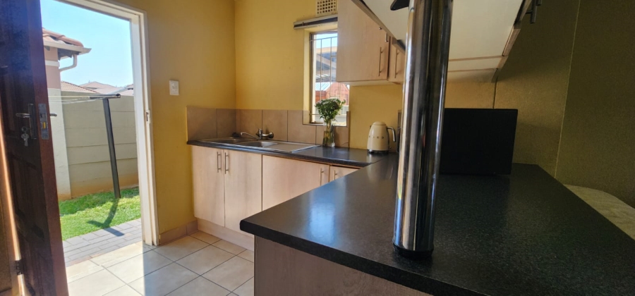 3 Bedroom Property for Sale in Albertsdal Gauteng