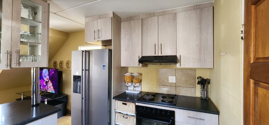 3 Bedroom Property for Sale in Albertsdal Gauteng