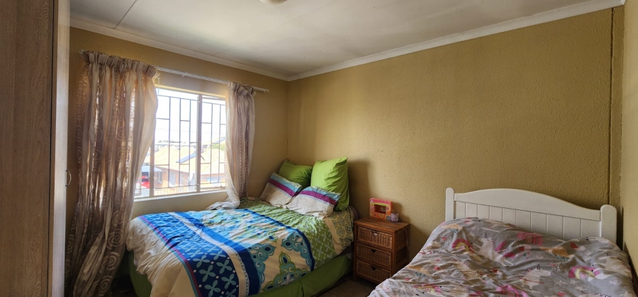 3 Bedroom Property for Sale in Albertsdal Gauteng