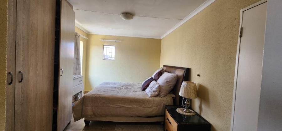 3 Bedroom Property for Sale in Albertsdal Gauteng