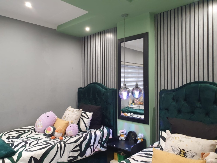 To Let 2 Bedroom Property for Rent in Buurendal Gauteng