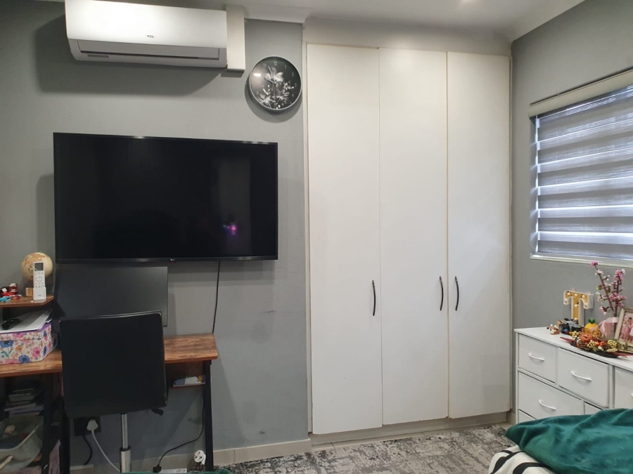 To Let 2 Bedroom Property for Rent in Buurendal Gauteng