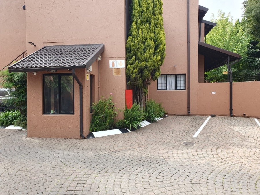 To Let 2 Bedroom Property for Rent in Buurendal Gauteng