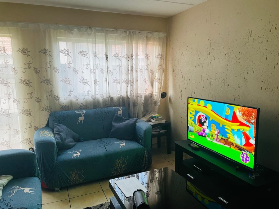 2 Bedroom Property for Sale in Ormonde View Gauteng