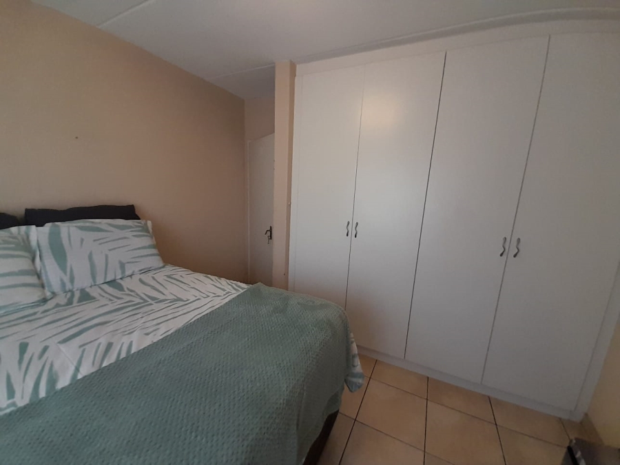 2 Bedroom Property for Sale in Ormonde View Gauteng