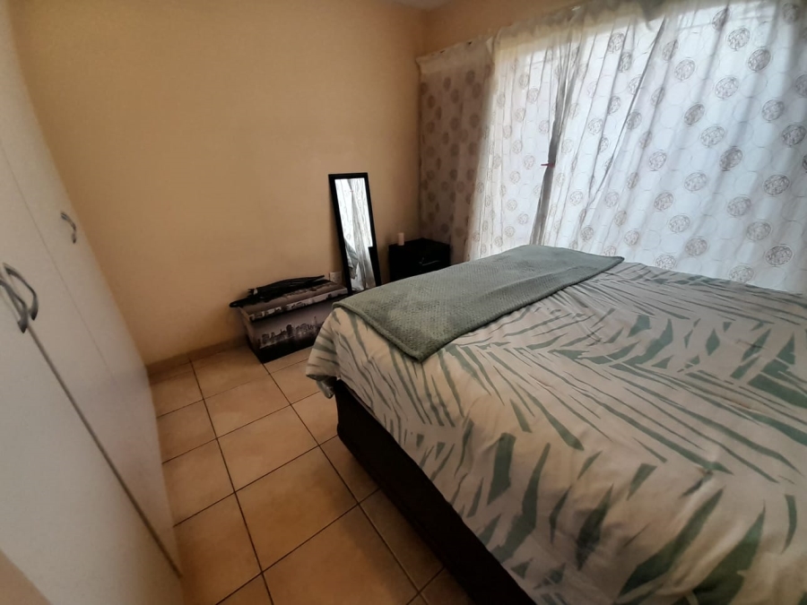 2 Bedroom Property for Sale in Ormonde View Gauteng