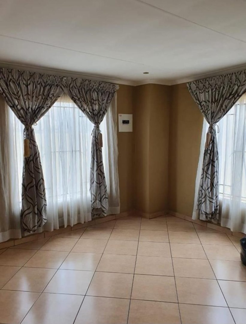 3 Bedroom Property for Sale in Leondale Gauteng