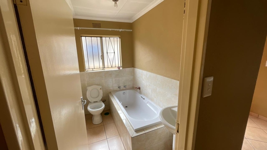 3 Bedroom Property for Sale in Leondale Gauteng