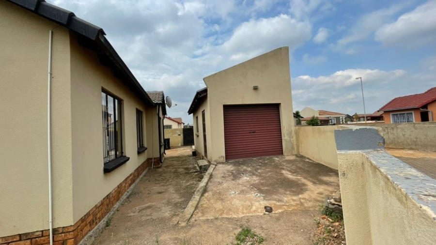 3 Bedroom Property for Sale in Leondale Gauteng