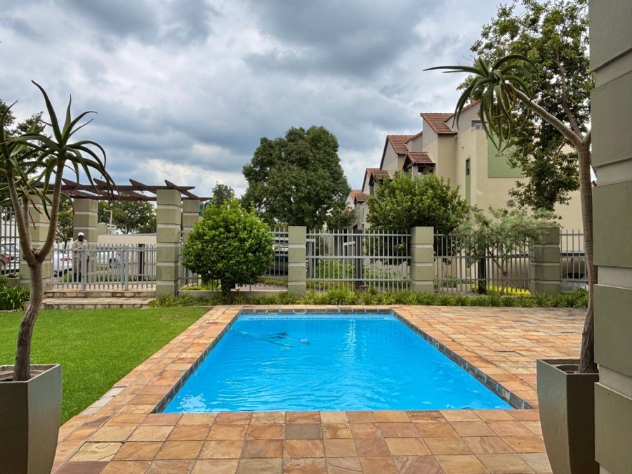 2 Bedroom Property for Sale in Fourways Gauteng