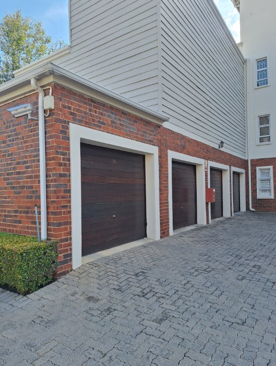 2 Bedroom Property for Sale in Greenstone Hill Gauteng