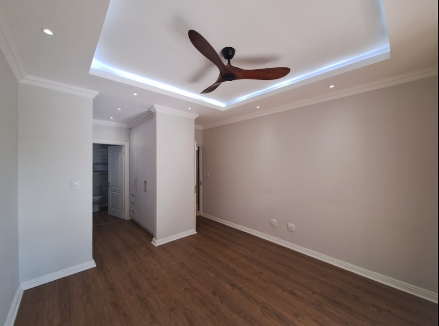 2 Bedroom Property for Sale in Greenstone Hill Gauteng