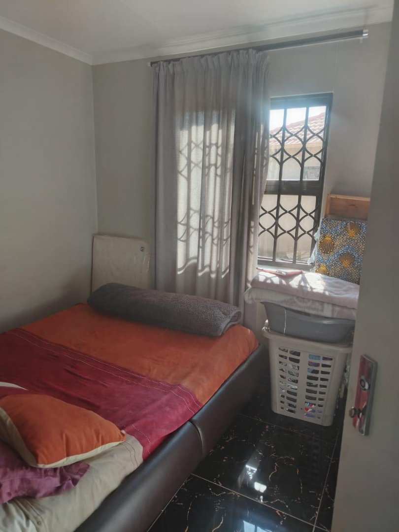 3 Bedroom Property for Sale in Windmill Park Gauteng